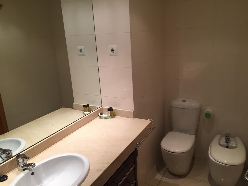 Apartamento Fira Barcelona لوسبيتاليت دي يوبريغات المظهر الخارجي الصورة