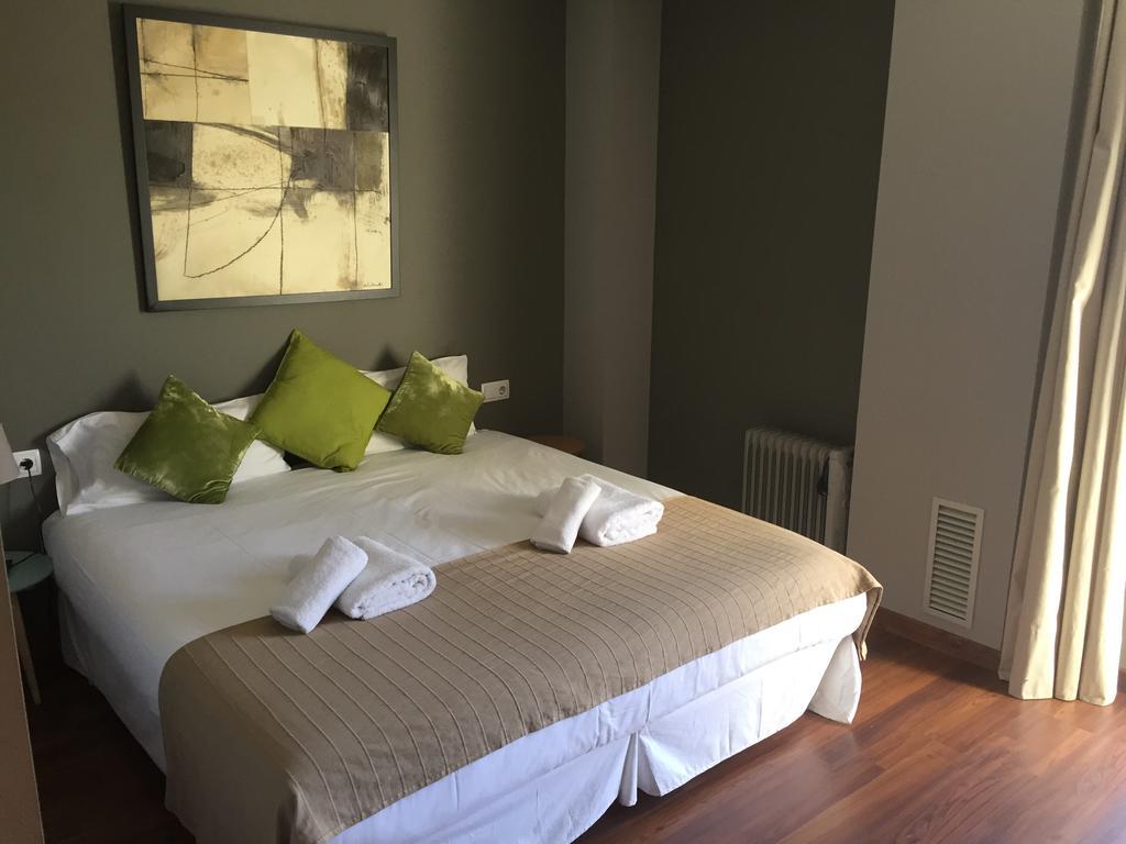 Apartamento Fira Barcelona لوسبيتاليت دي يوبريغات المظهر الخارجي الصورة